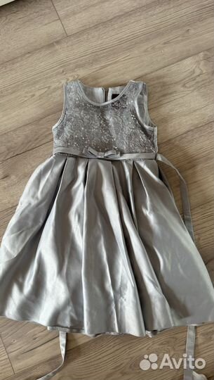 Платье праздничное 116