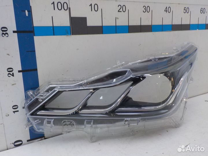 Фара левая Toyota Corolla 2019