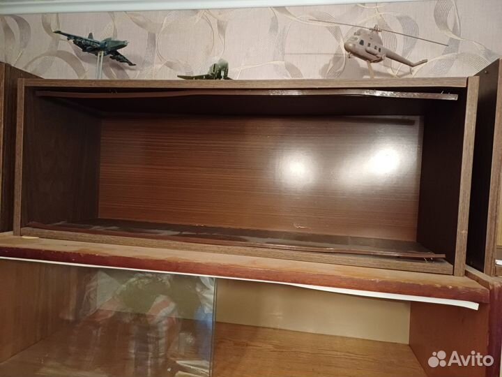 Полка книжная