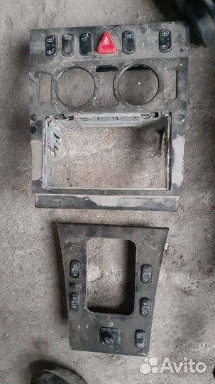 Фара правая на mercedes