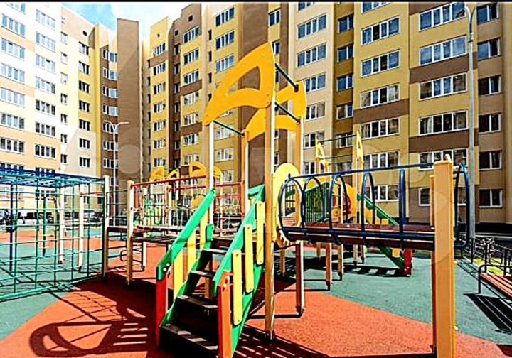 2-к. квартира, 64 м², 1/9 эт.