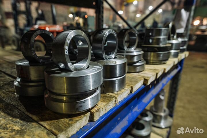 Втулка X124-702100 R180W-9S ZMG