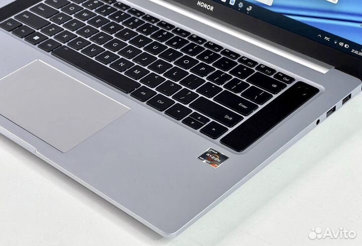 Honor magicbook 16 16/512gb 144hz