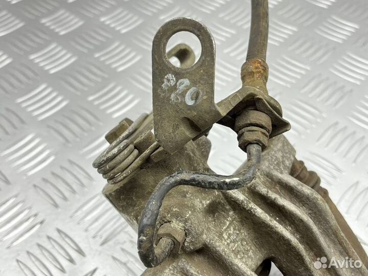 Суппорт тормозной задний левый Audi Tt 8N AUQ 2003