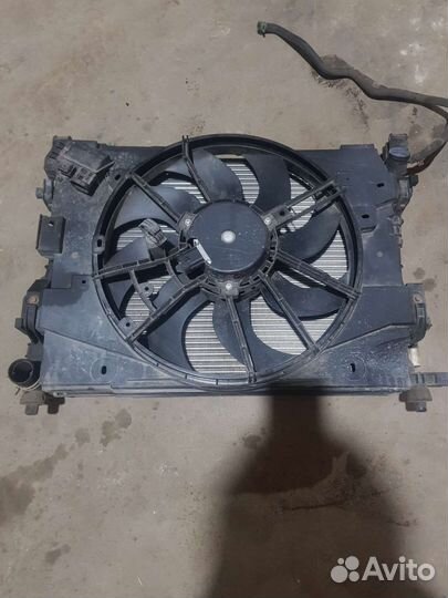 Радиатор renault сандеро степвей