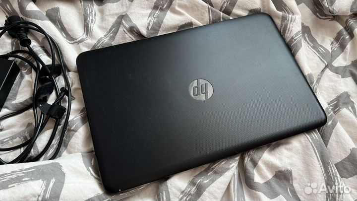 Ноутбук hp с зарядкой