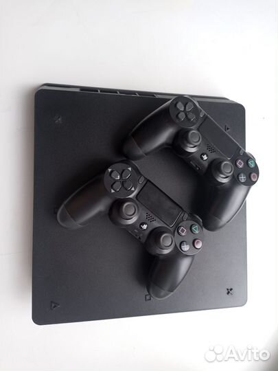 Sony playstation 4 slim + 2 геймпада + игры