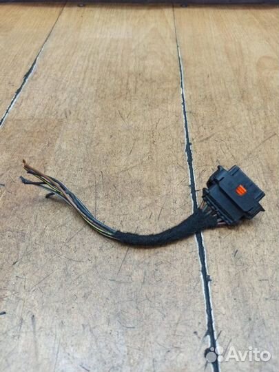 Разъем модуля зажигания Opel Zafira B Z16XEP 2007