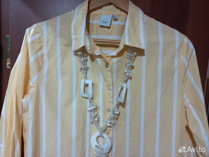 Рубашка,блуза белая с желтой полоской
