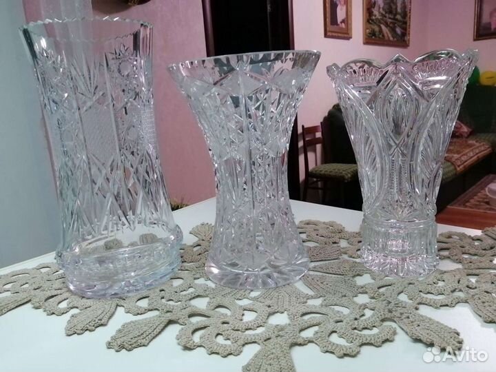 Большая хрустальная ваза