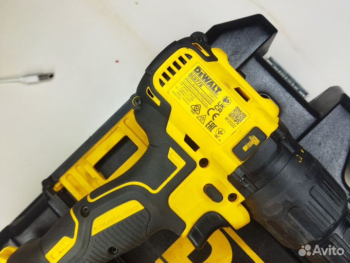 Ударный шуруповёрт DeWalt DCD778 D2T 2023 года