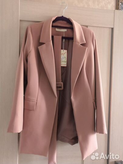 Женская одежда