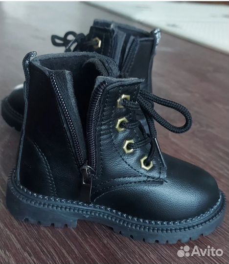 Ботинки для девочки
