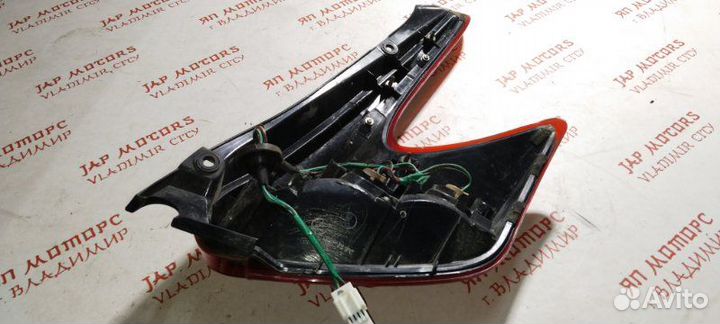 Фонарь задний левый Nissan Juke NF15 MR16DT 2012