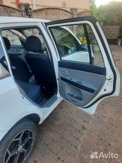 Mazda Demio 1.3 AT, 2003, 183 000 км