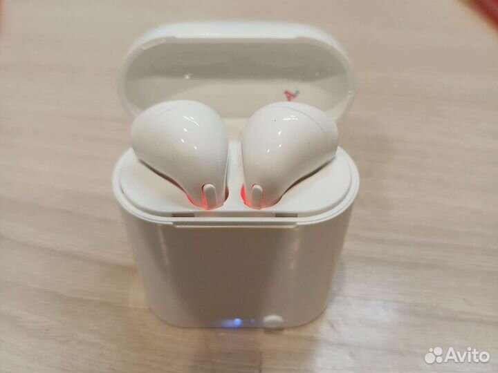 Беспроводные наушники i7 tws