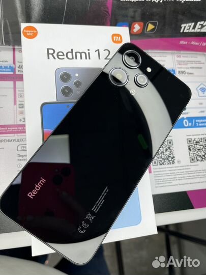 Xiaomi 12, 8/256 ГБ