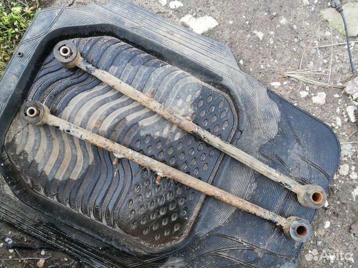 Тяга задняя продольная Мазда 626 GE