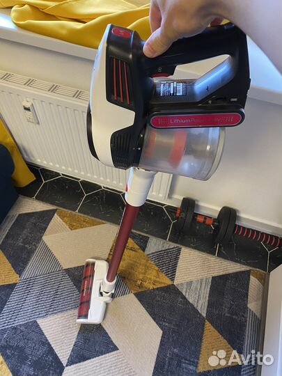 Вертикальный пылесос redmond RV-UR370