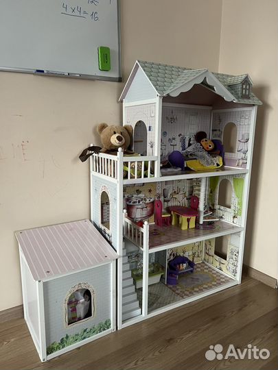 Домик кукольный деревянный