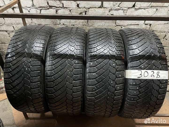 Continental ContiIceContact 4x4 235/55 R18