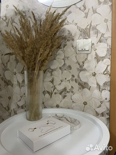 Скребок гуаша и роллер для лица