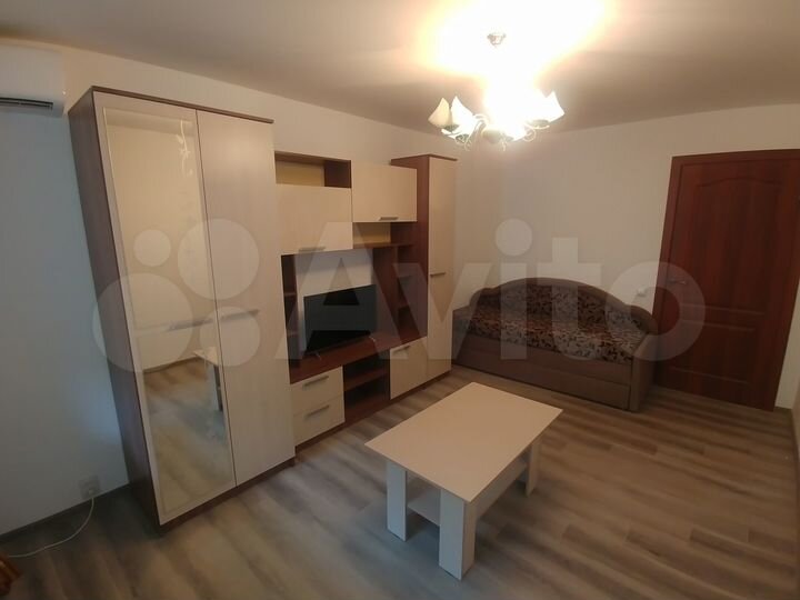 2-к. квартира, 40 м², 3/5 эт.