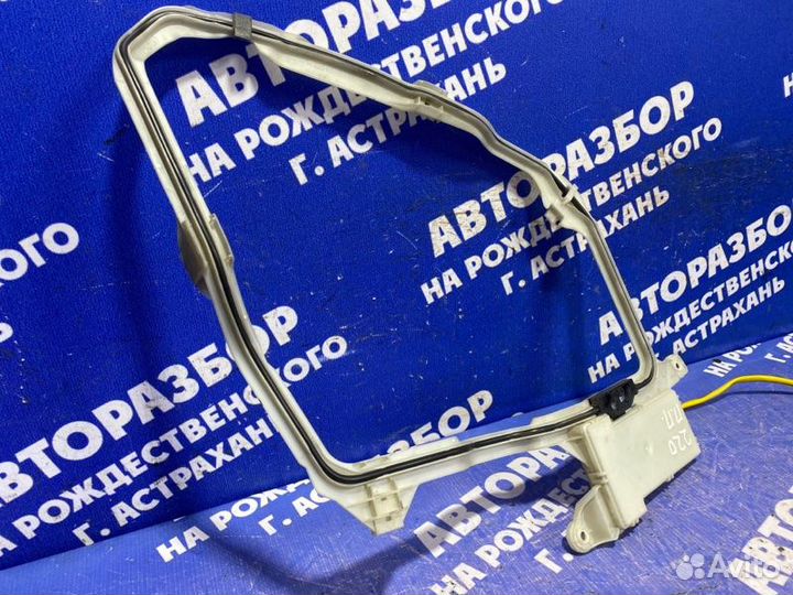 Антенна Mercedes-Benz W220 седан 2000