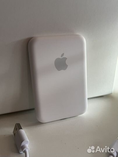 Apple Magsafe Battery pack