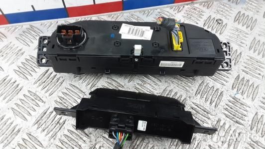 Блок управления печки и климат-контроля KIA CEE'D