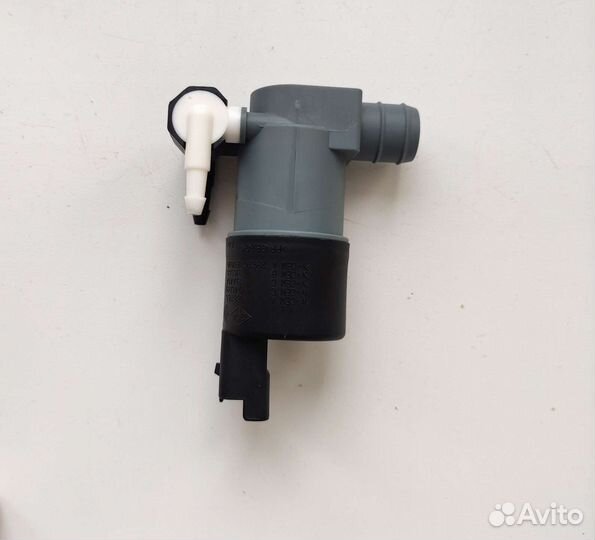 Насос стеклоомывателя Рено Сандеро, Лада Ларгус