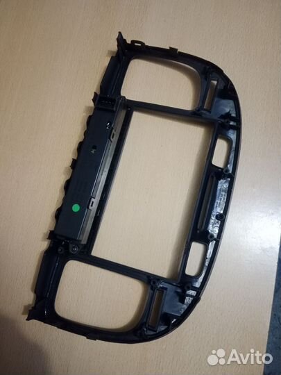 Рамка магнитолы Kia rio JB