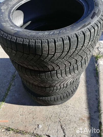 Pirelli Winter Ice Zero 205/55 R16