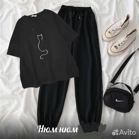 Спортивный костюм