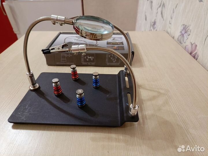 Паяльная станция + держатель для плат