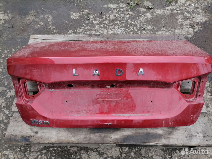Крышка багажника LADA vesta седан