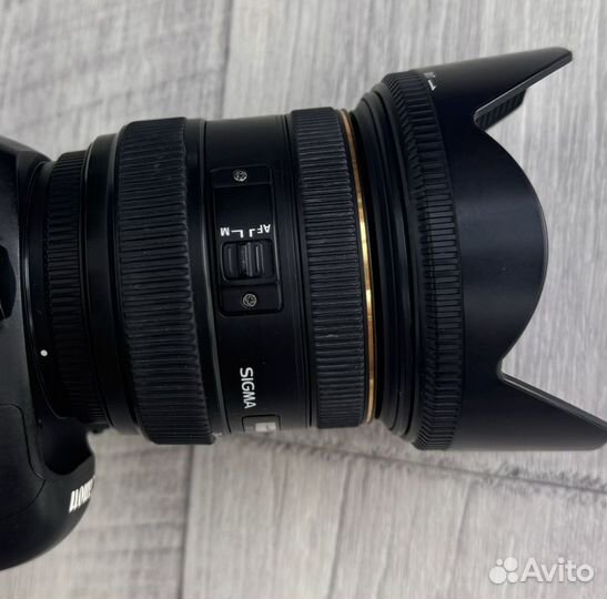 Объектив Sigma AF 24-70mm f/2.8 для Canon