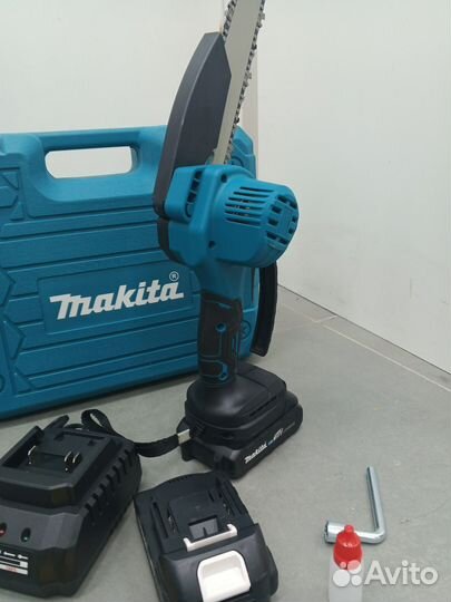 Аккумуляторная цепная пила makita 2 акб