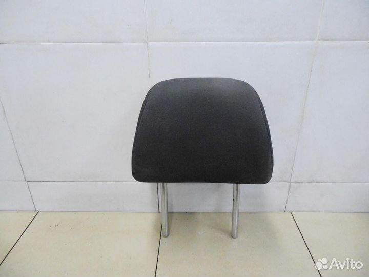 Подголовник Polo (Sed RUS) 2011