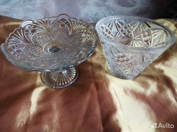 Вазы для фруктов и цветов