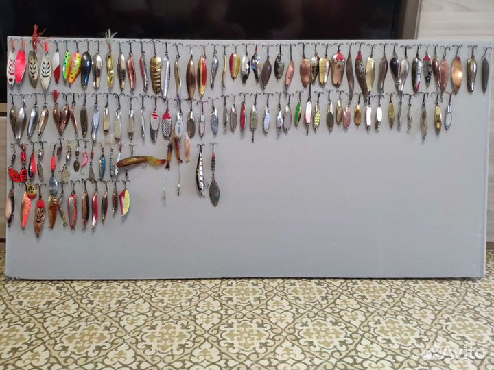 Продам блёсны, мухи, воблера, тирольские палочки