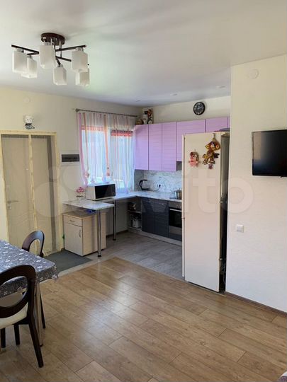 Дом 101 м² на участке 3,2 сот.