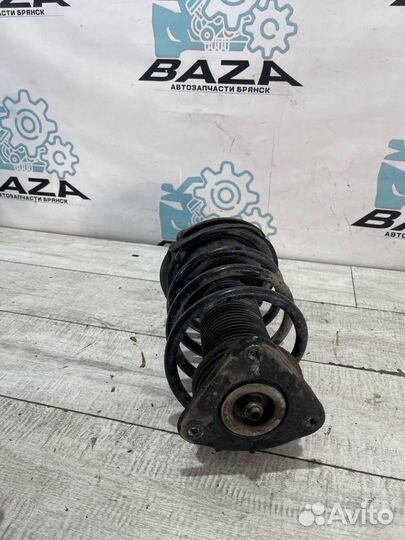 Стойка амортизатора передняя правая Ford Focus 3