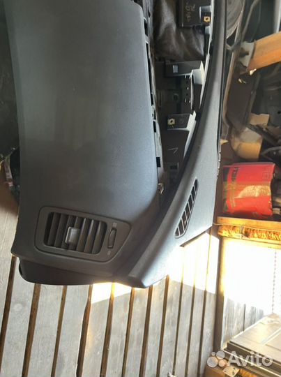 Торпеда панель Nissan Primera P12