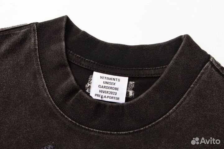 Футболка vetements