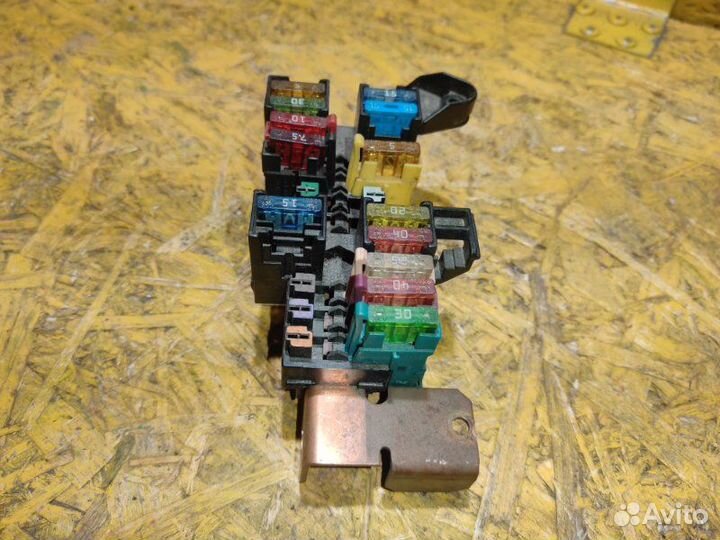 Блок предохранителей Mercedes Viano W639 OM 646