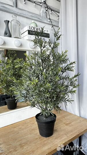 Искуственный цветок