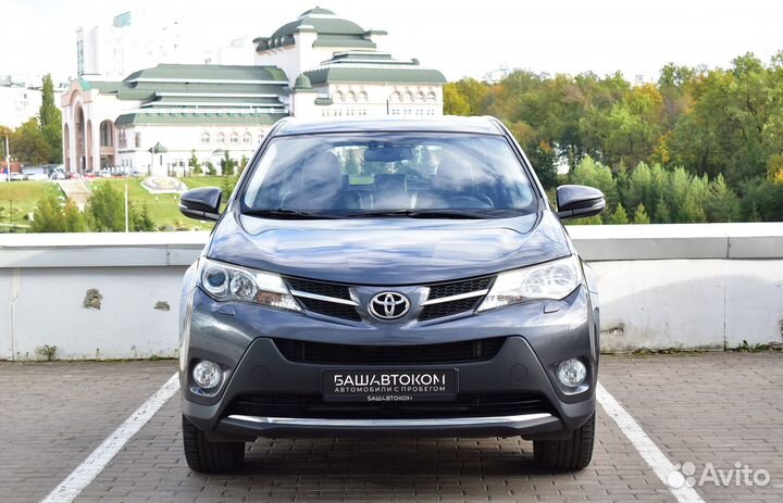 Toyota RAV4 2.2 AT, 2013, 227 977 км