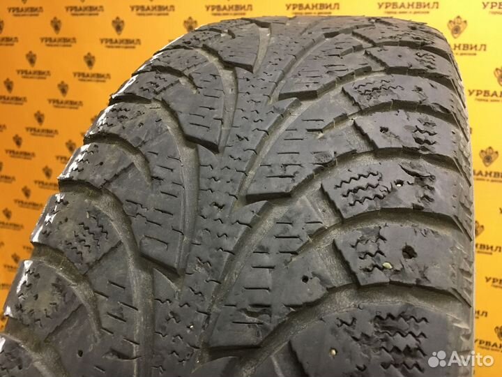 Hankook Winter I'Pike 215/60 R16 95T