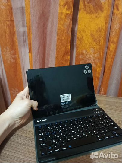 Продаю планшет модель мхмid